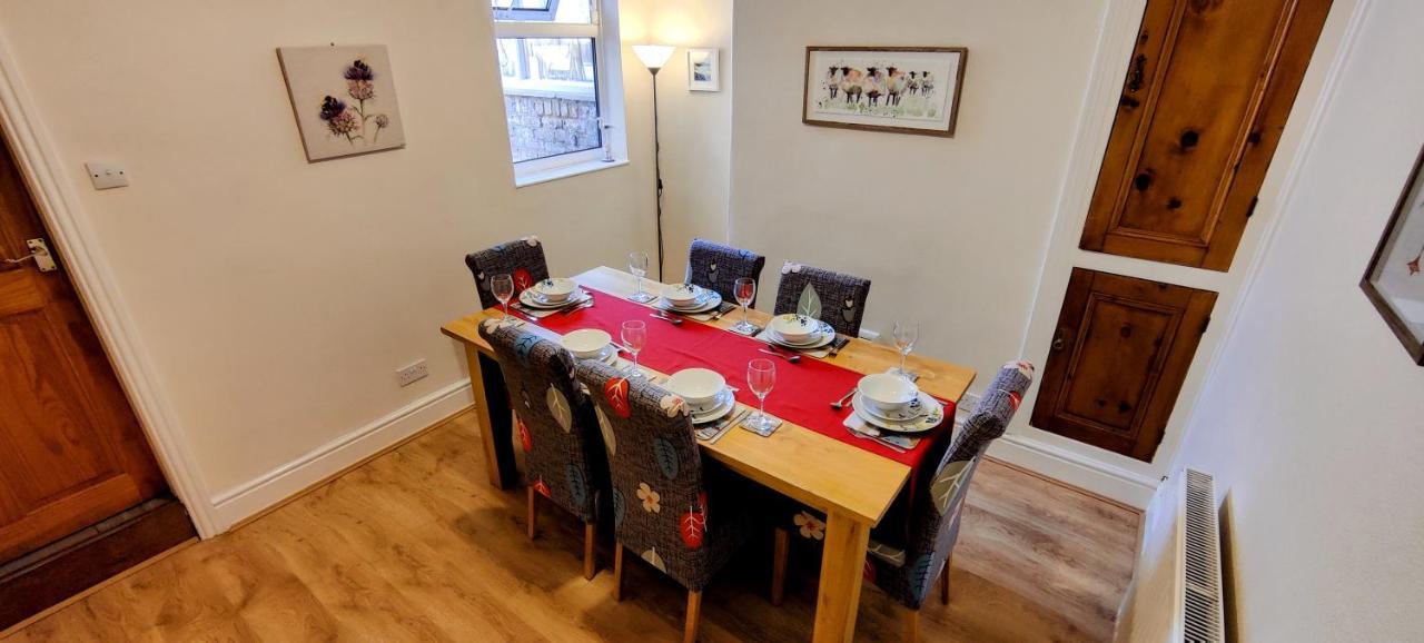 Rhubarb Terrace On The Coast - Sleeps 1-6 Βίλα Colwyn Bay Εξωτερικό φωτογραφία