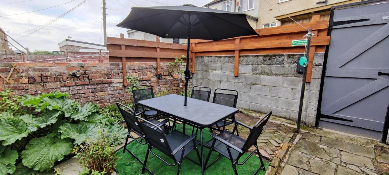 Rhubarb Terrace On The Coast - Sleeps 1-6 Βίλα Colwyn Bay Εξωτερικό φωτογραφία